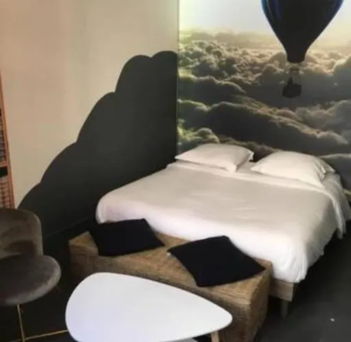 La Tete Dans Les Nuages Appartement