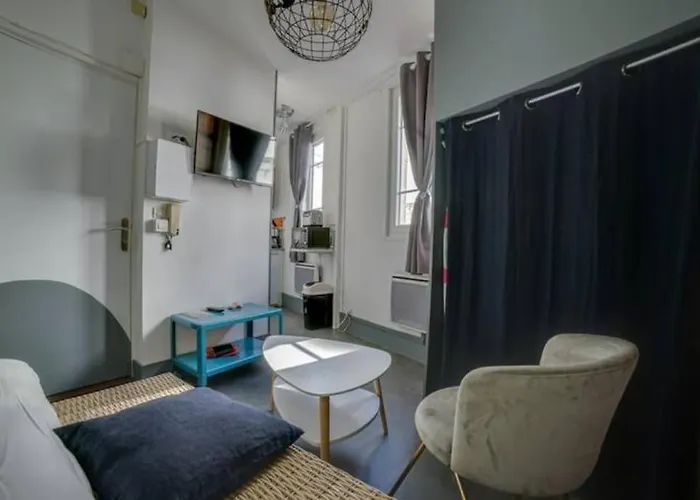 La Tete Dans Les Nuages *